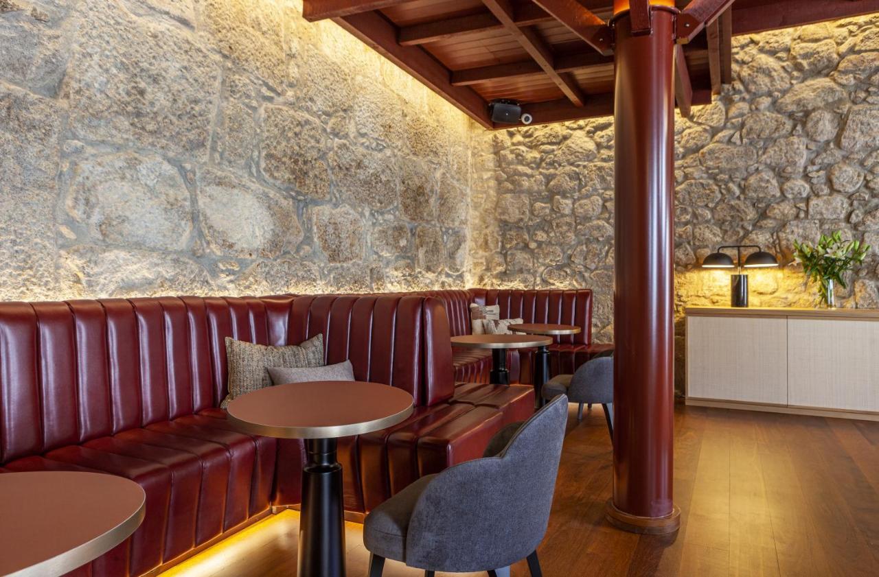 Timbre Virtudes Hotel Porto Exterior photo The interior of the restaurant