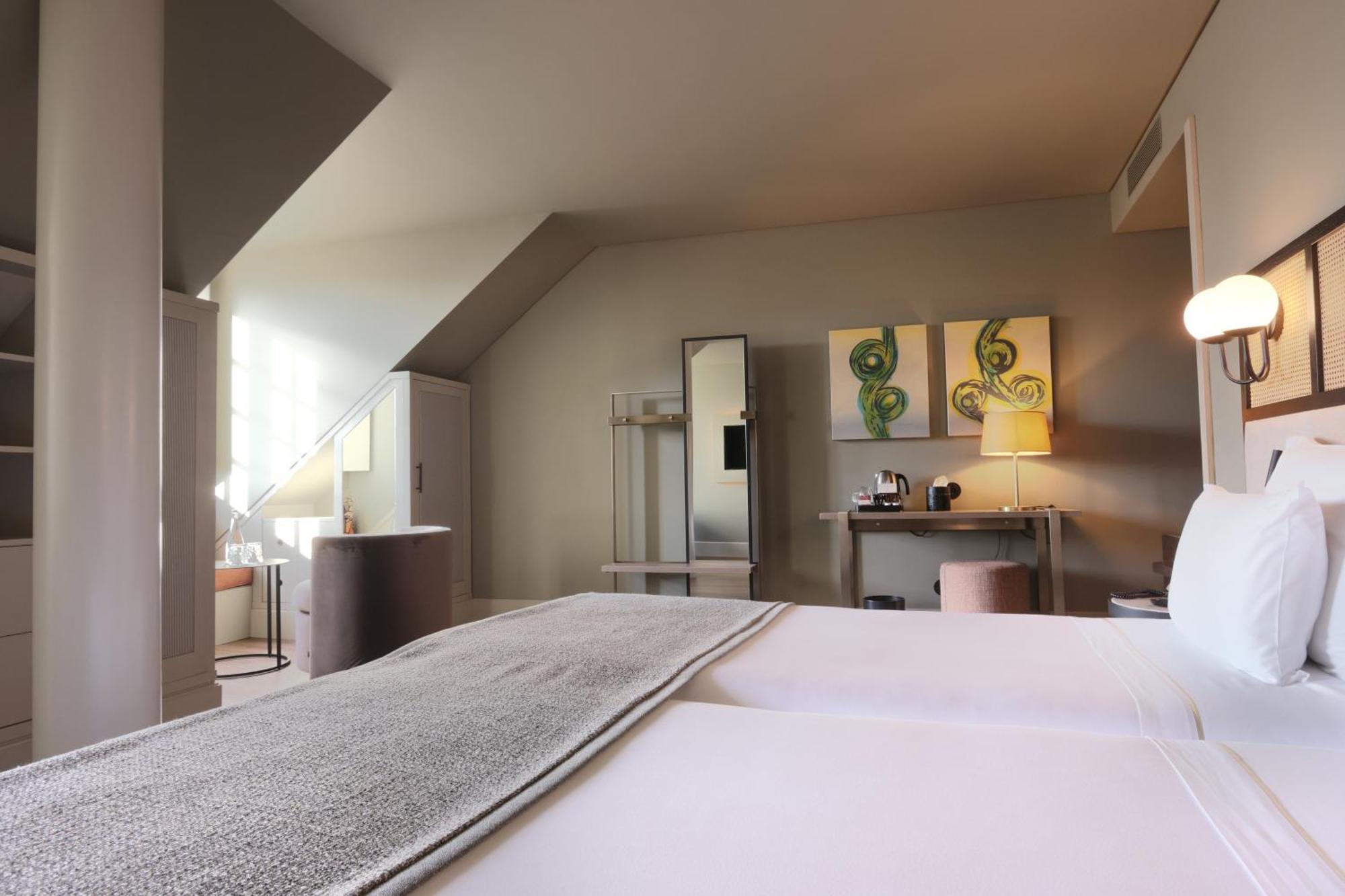 Timbre Virtudes Hotel Porto Exterior photo Suite